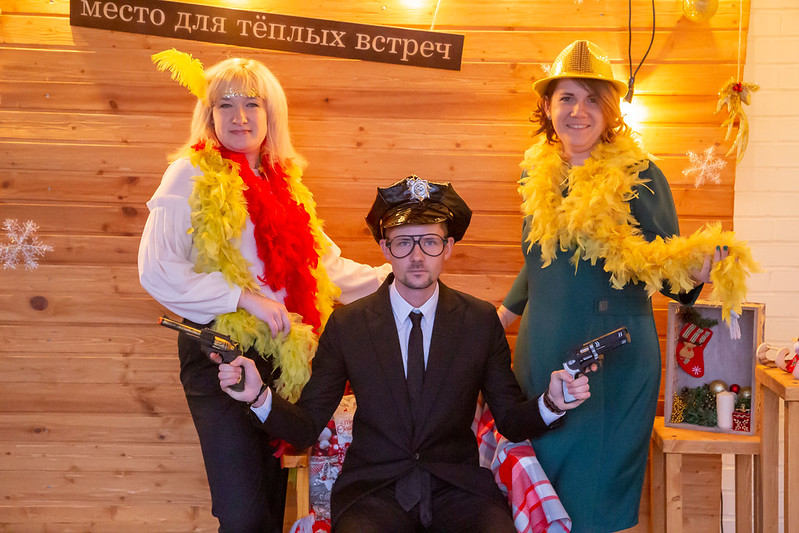 Новогоднее украшение зала для корпоратива в Харкові